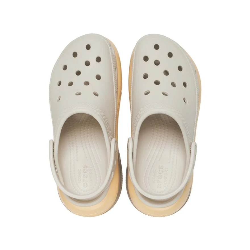 Crocs Mega Crush Matte Clog Almond Tint - Imagen 3